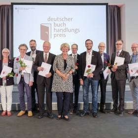 StM Monika Grütters (BKM): Verleihung Deutscher Buchhandlungspreis am 31.08.2017 in Hannover, Schloss Herrenhausen, Preisträger Kategorie „undotierte Gütesiegel“ Foto: © Kai-Uwe Knoth Termin-Nr. 188622